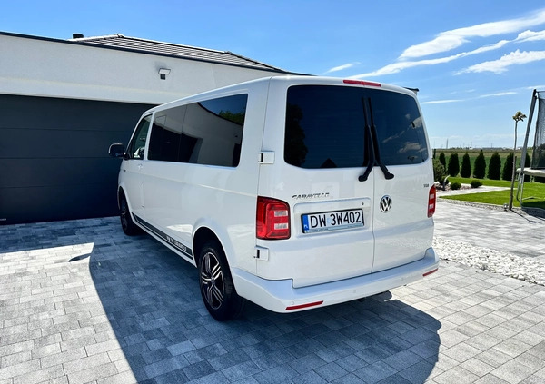 Volkswagen Caravelle cena 109400 przebieg: 198700, rok produkcji 2017 z Wrocław małe 92